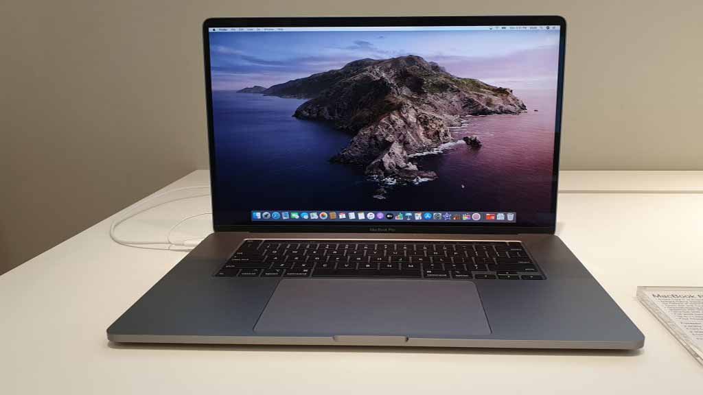 M2 Pro MacBook Pro در مقابل M1 Pro MacBook Pro 